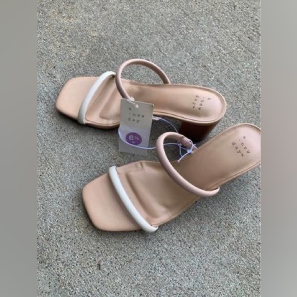 NWT 6.5W Target Sandals - Nude Strappy Heels